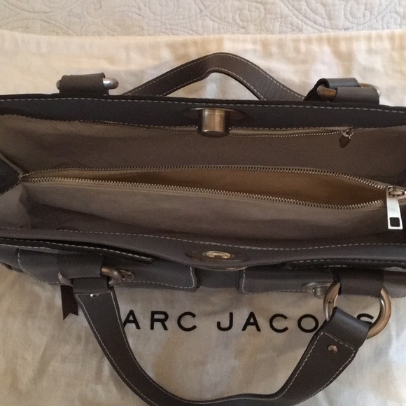 Authentic Marc Jacobs Bag - Picture 2 of 5